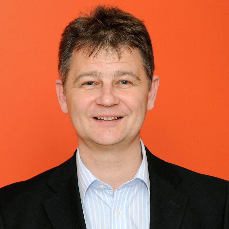 Dr. med. Klaus-Dieter Gruber, Diplomosteopath (D.O. DAAO), Facharzt für Physikalische und Rehabilitative Medizin